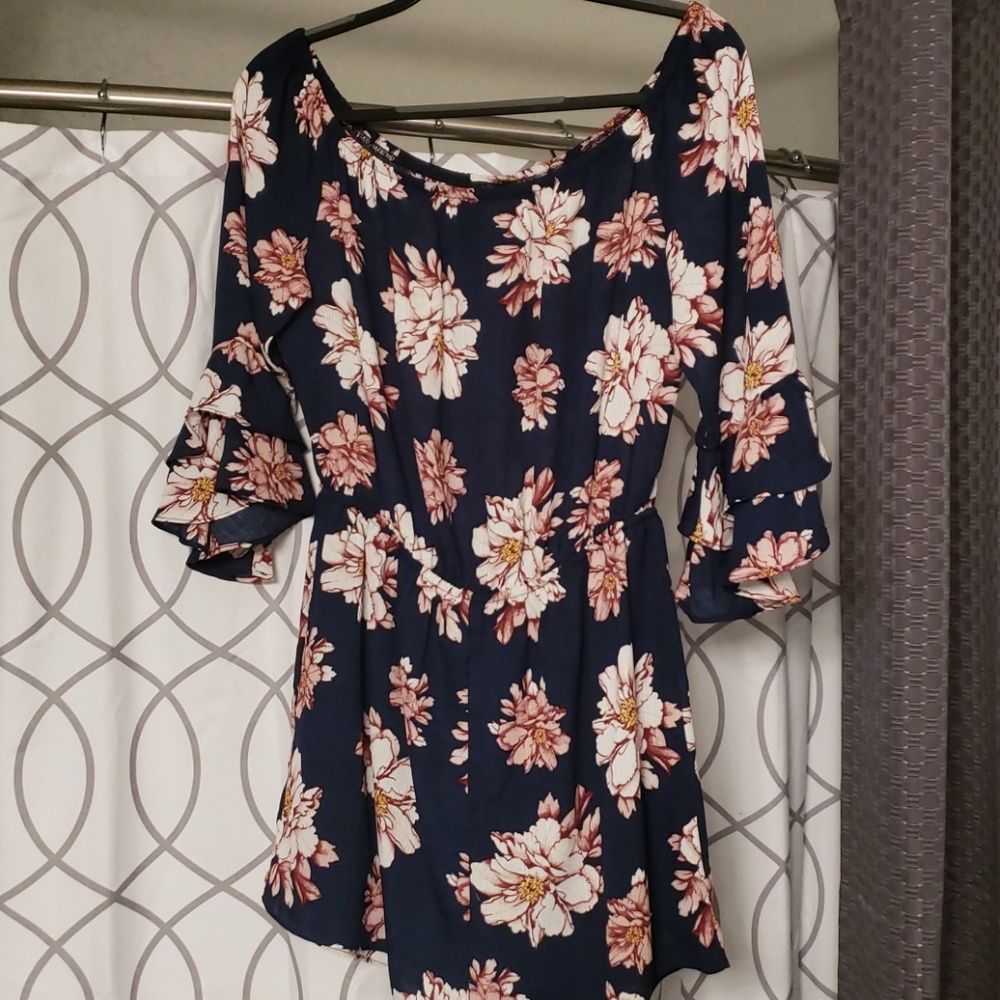 Brand new floral Romper